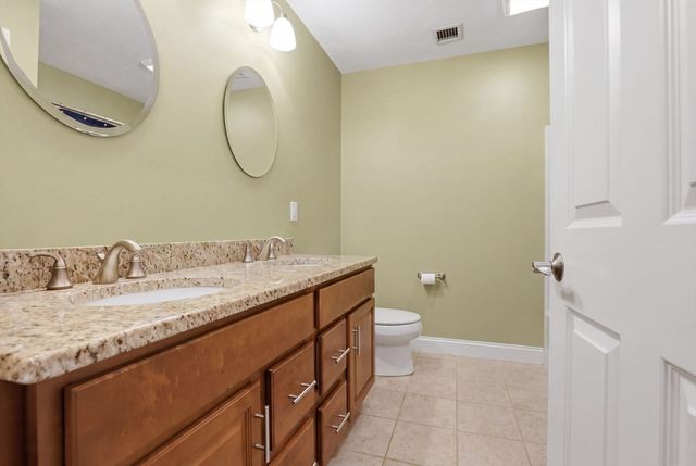 51 Three Rivers Dr, Kingston, MA 02364