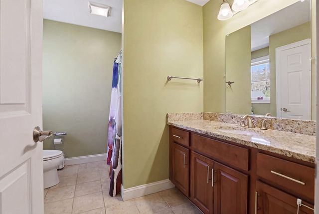 51 Three Rivers Dr, Kingston, MA 02364