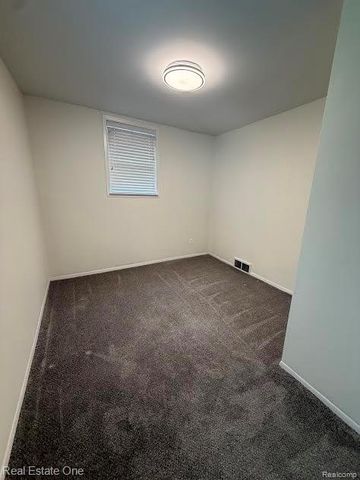 540 Camden Street, Ferndale, MI 48220