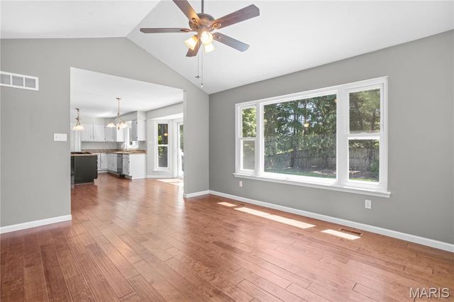 32 Muirfield Hill Court S, Unincorporated, MO 63304