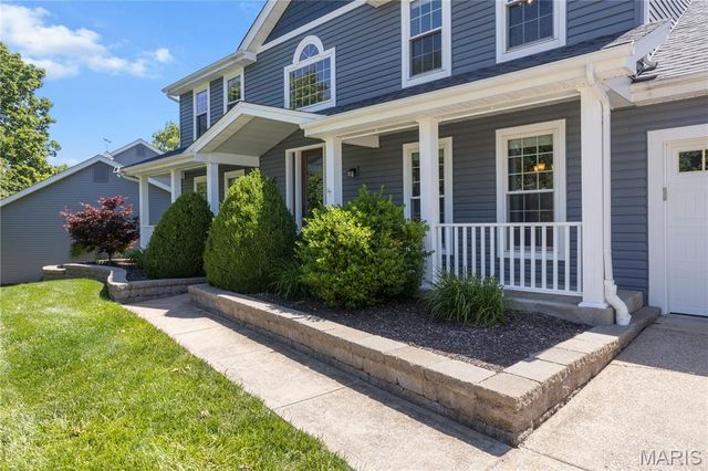32 Muirfield Hill Court S, Unincorporated, MO 63304