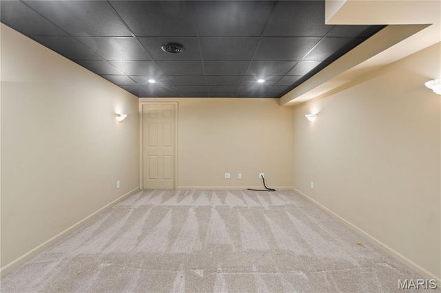 32 Muirfield Hill Court S, Unincorporated, MO 63304
