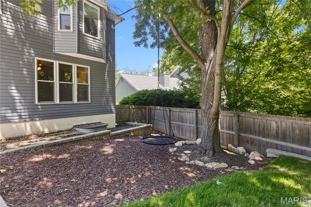 32 Muirfield Hill Court S, Unincorporated, MO 63304