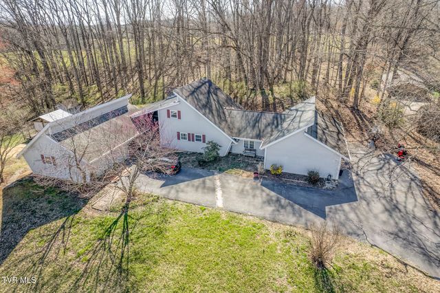 16 Chaucer Court, Gray, TN 37615