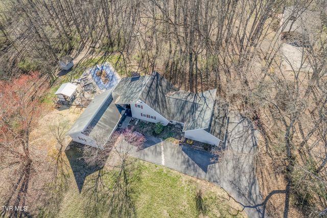 16 Chaucer Court, Gray, TN 37615