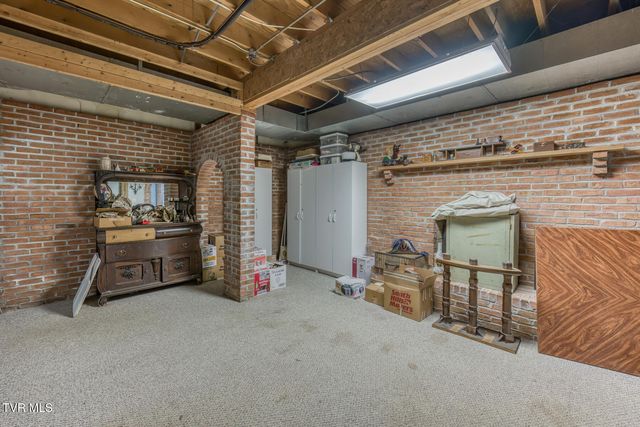 16 Chaucer Court, Gray, TN 37615