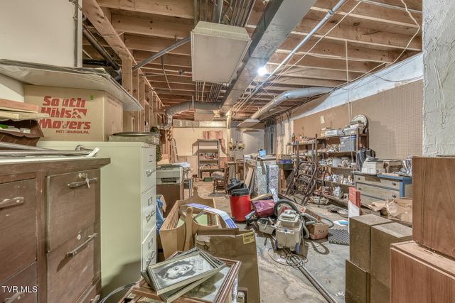 16 Chaucer Court, Gray, TN 37615