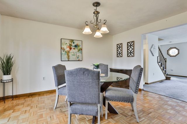 804 Reynolds Dr 804, Saugus, MA 01906