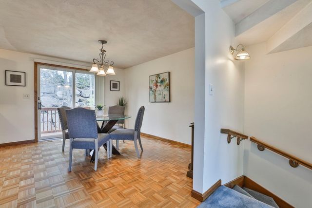 804 Reynolds Dr 804, Saugus, MA 01906