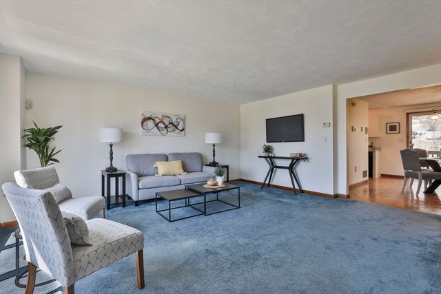 804 Reynolds Dr 804, Saugus, MA 01906