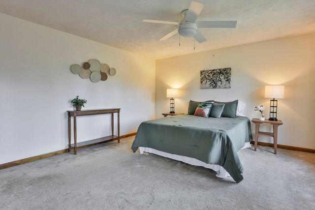 804 Reynolds Dr 804, Saugus, MA 01906