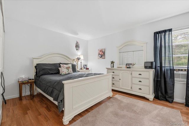 745 Greenbelt Parkway W, Holbrook, NY 11741