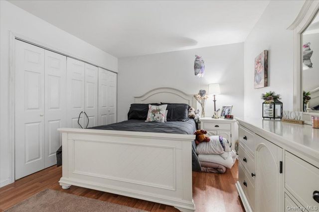 745 Greenbelt Parkway W, Holbrook, NY 11741