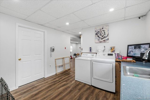 745 Greenbelt Parkway W, Holbrook, NY 11741