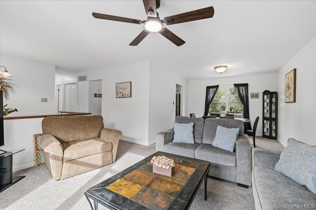 745 Greenbelt Parkway W, Holbrook, NY 11741