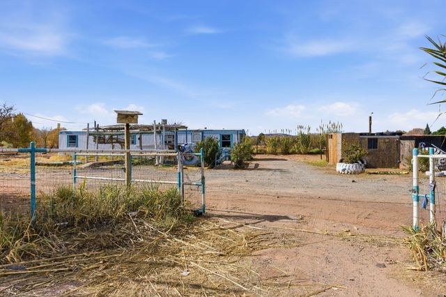 310 El Cerro Loop, Los Lunas, NM 87031