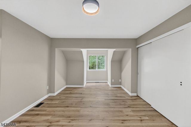 32 Woods Edge Dr, Roxbury Twp., NJ 07876