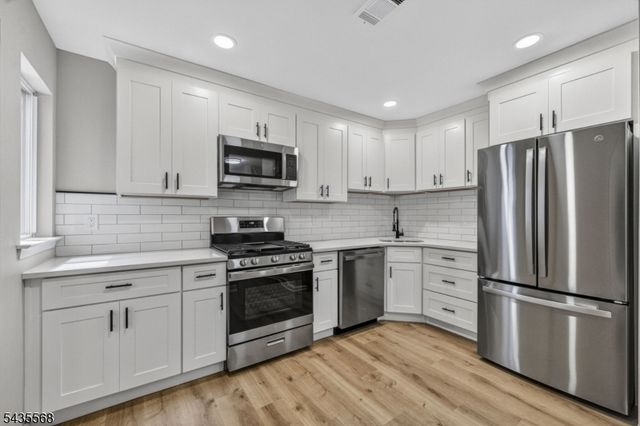 32 Woods Edge Dr, Roxbury Twp., NJ 07876