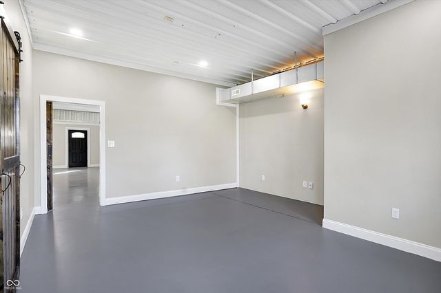 940 W 1090 N, Fountaintown, IN 46130