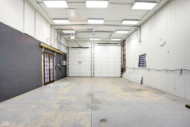 940 W 1090 N, Fountaintown, IN 46130