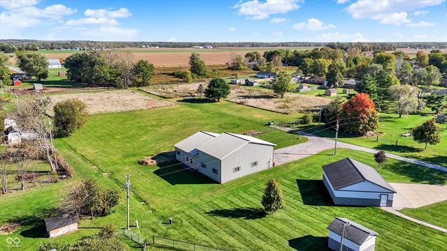 940 W 1090 N, Fountaintown, IN 46130