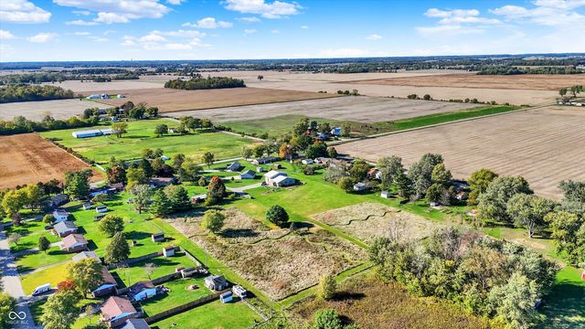 940 W 1090 N, Fountaintown, IN 46130