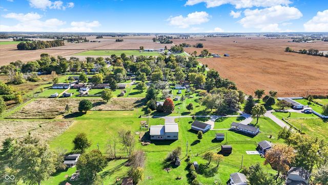 940 W 1090 N, Fountaintown, IN 46130