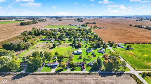 940 W 1090 N, Fountaintown, IN 46130