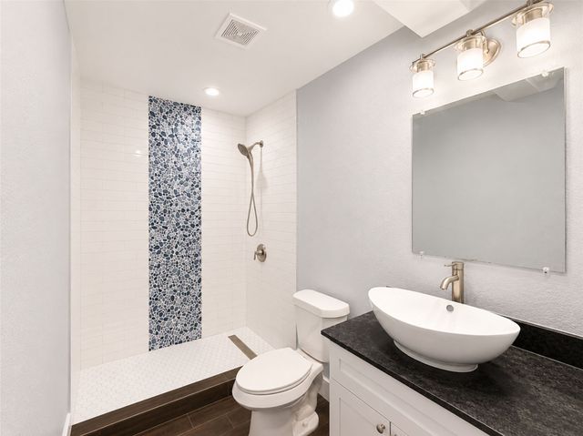 1224 Kennie Drive, Commerce, TX 75428