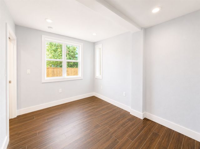 1224 Kennie Drive, Commerce, TX 75428