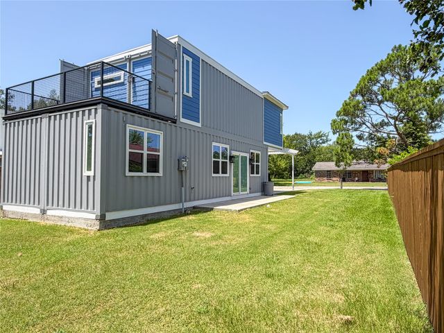 1224 Kennie Drive, Commerce, TX 75428
