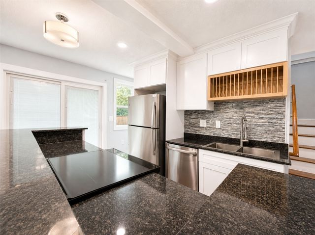 1224 Kennie Drive, Commerce, TX 75428