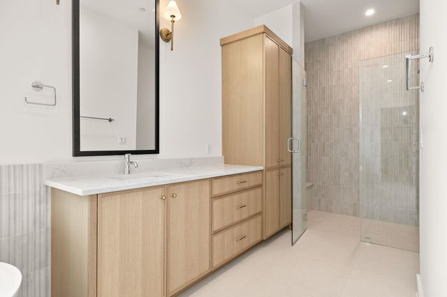 5900 Moondust LN, Austin, TX 78730