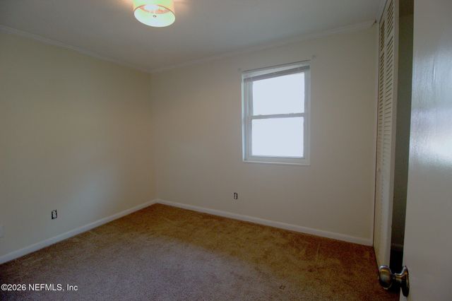 7762 KNOLL Drive S, Jacksonville, FL 32221