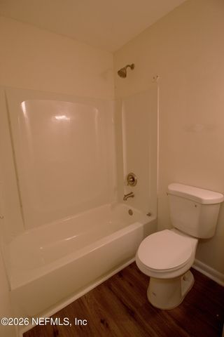 7762 KNOLL Drive S, Jacksonville, FL 32221