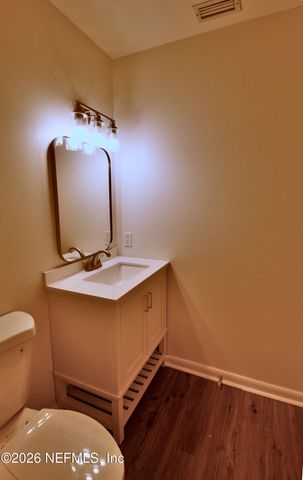 7762 KNOLL Drive S, Jacksonville, FL 32221