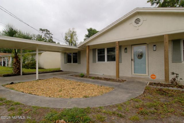 7762 KNOLL Drive S, Jacksonville, FL 32221
