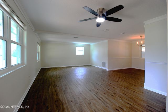 7762 KNOLL Drive S, Jacksonville, FL 32221