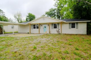 7762 KNOLL Drive S, Jacksonville, FL 32221