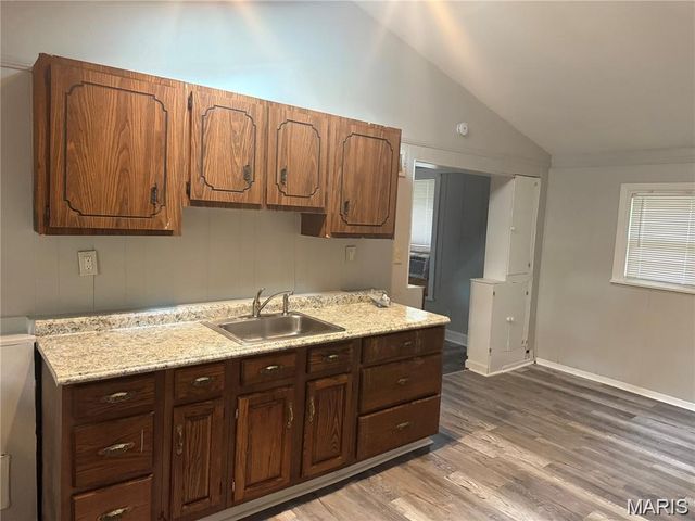 8803 Corwin Drive, Jennings, MO 63136