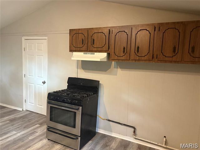 8803 Corwin Drive, Jennings, MO 63136