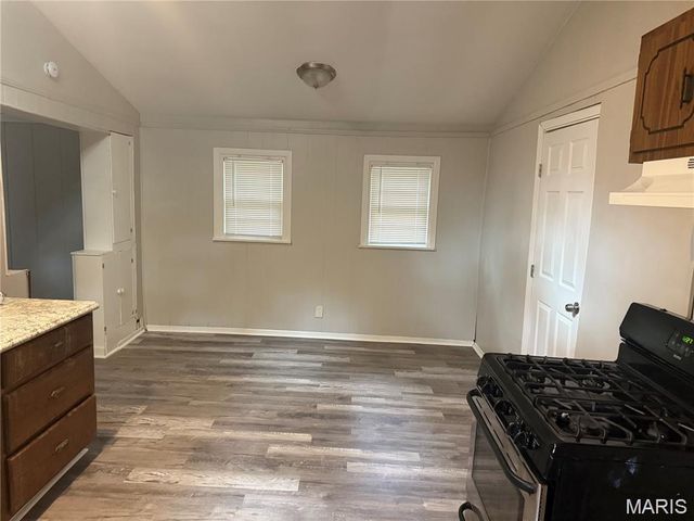 8803 Corwin Drive, Jennings, MO 63136
