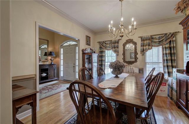 6 Devon Court, Cartersville, GA 30120