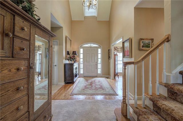 6 Devon Court, Cartersville, GA 30120