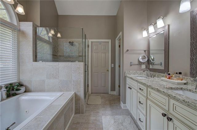 6 Devon Court, Cartersville, GA 30120