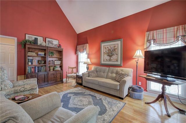 6 Devon Court, Cartersville, GA 30120