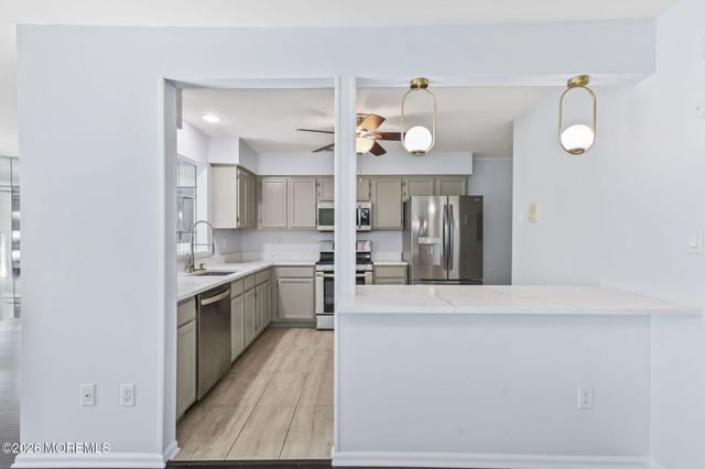 761 Banyan Court, Morganville, NJ 07751