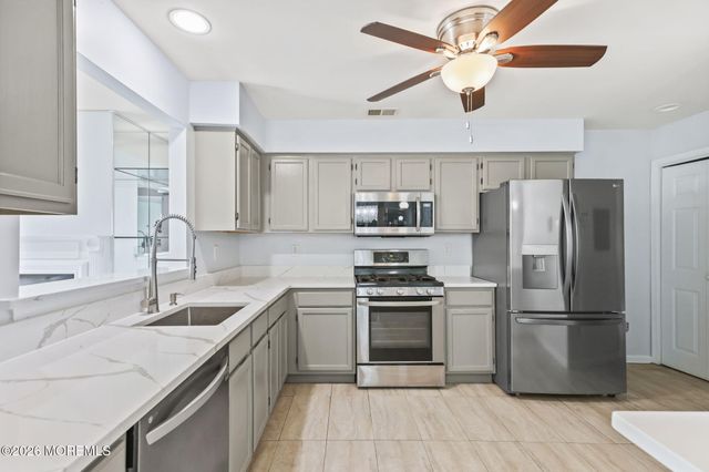 761 Banyan Court, Morganville, NJ 07751