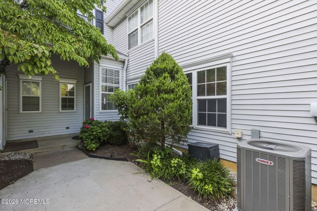 761 Banyan Court, Morganville, NJ 07751