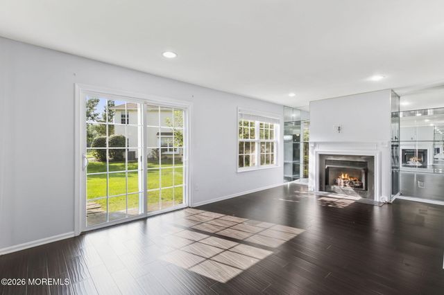 761 Banyan Court, Morganville, NJ 07751